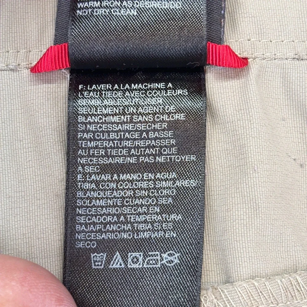 The North Face Men's Cargo Pants 40 x 32 Beige Nylon Lightweight Outdoors Hiking